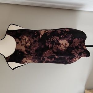Wilfred flowy black floral tank, size small